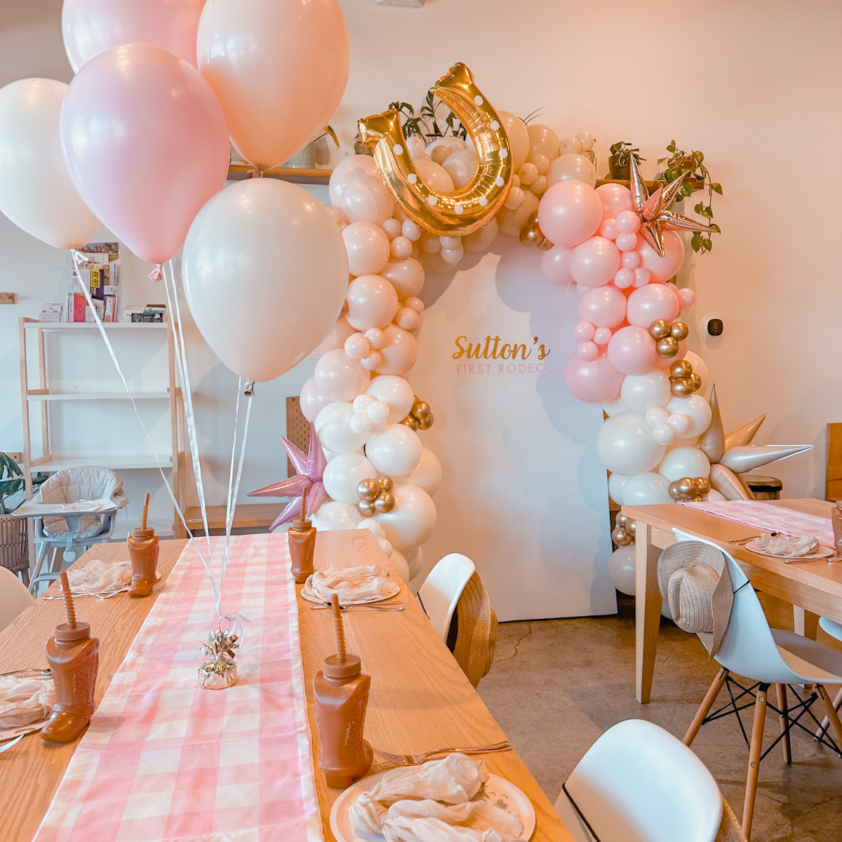 Pink Rodeo Party Ready-Made Balloon Arch